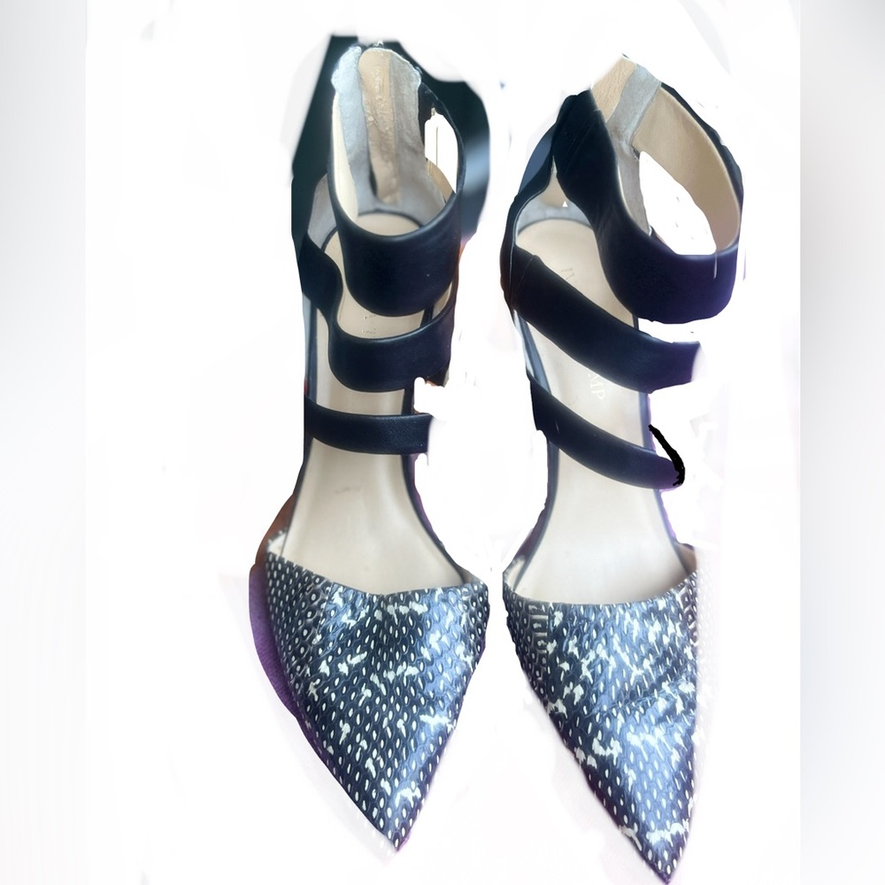 Women's caged strappy  Pointed-Toe Heels